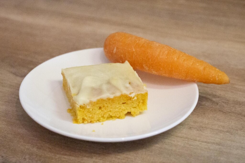Karottenkuchen Möhrenkuchen Rüblikuchen